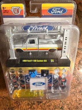 Ford 1969 F-100 Custom 4x4 Die-Cast Truck Toy - Silver with Stripe